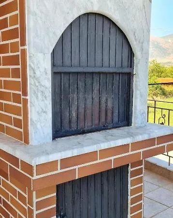 Giotas House-free Parking *